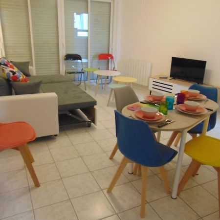 Appartement Vue Sur Mer Σαιν-Ζαν-ντε-Μον Εξωτερικό φωτογραφία