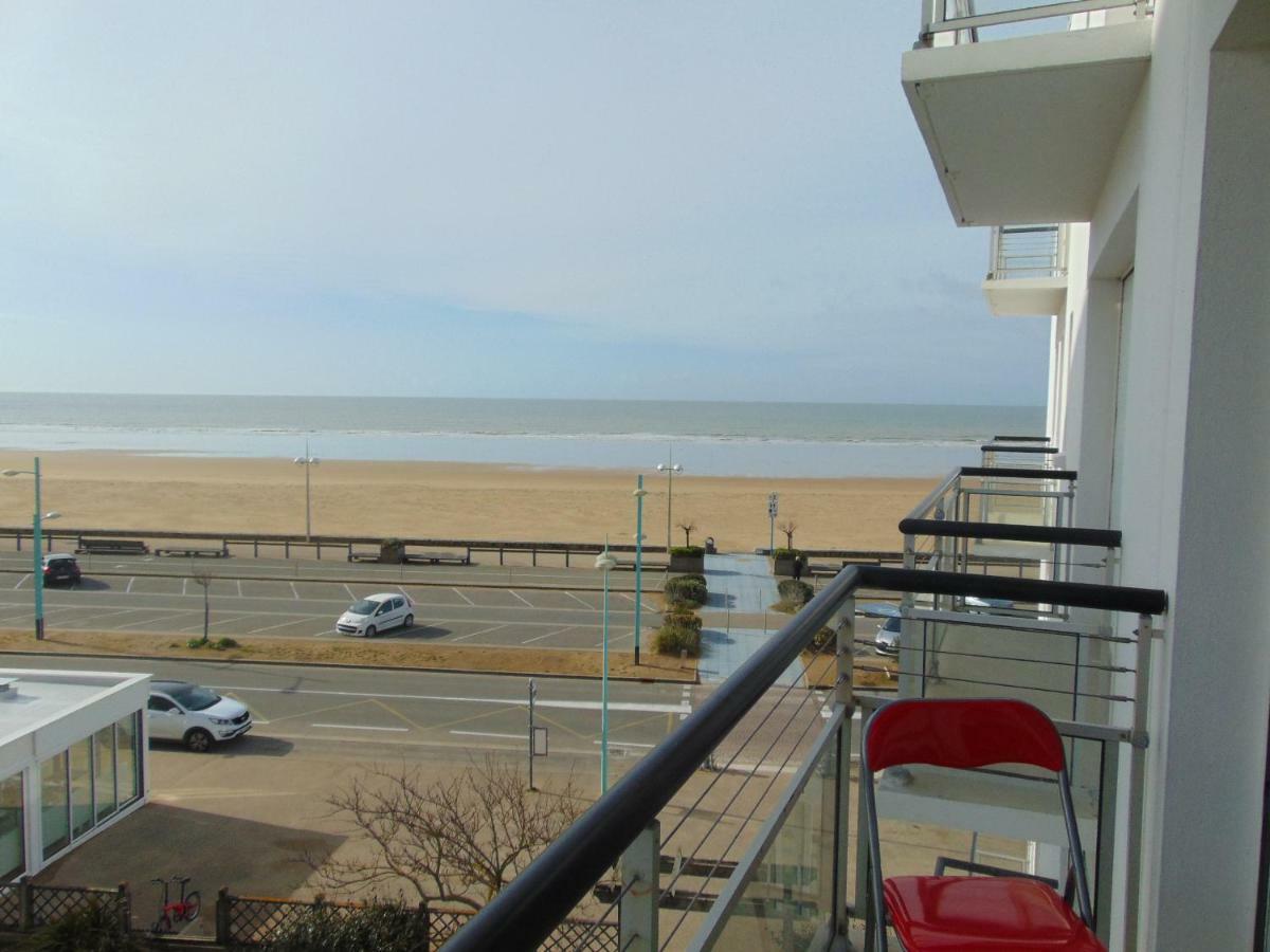 Appartement Vue Sur Mer Σαιν-Ζαν-ντε-Μον Εξωτερικό φωτογραφία