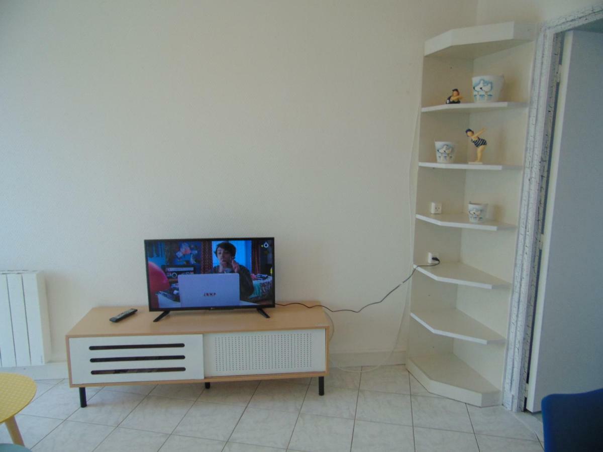 Appartement Vue Sur Mer Σαιν-Ζαν-ντε-Μον Εξωτερικό φωτογραφία